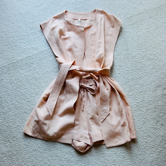 🌸 Shani Shemer Peach Linen Resort Set – Size M (NWOT) - Picture 2 of 16
